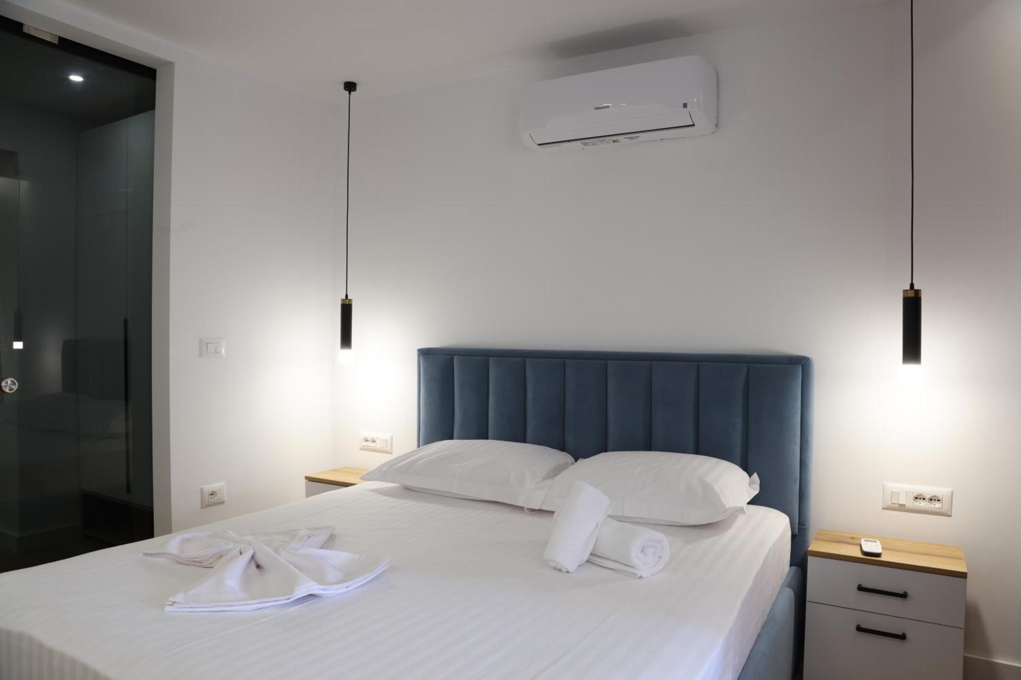 Come&Recome Tirana Apartments Exterior photo