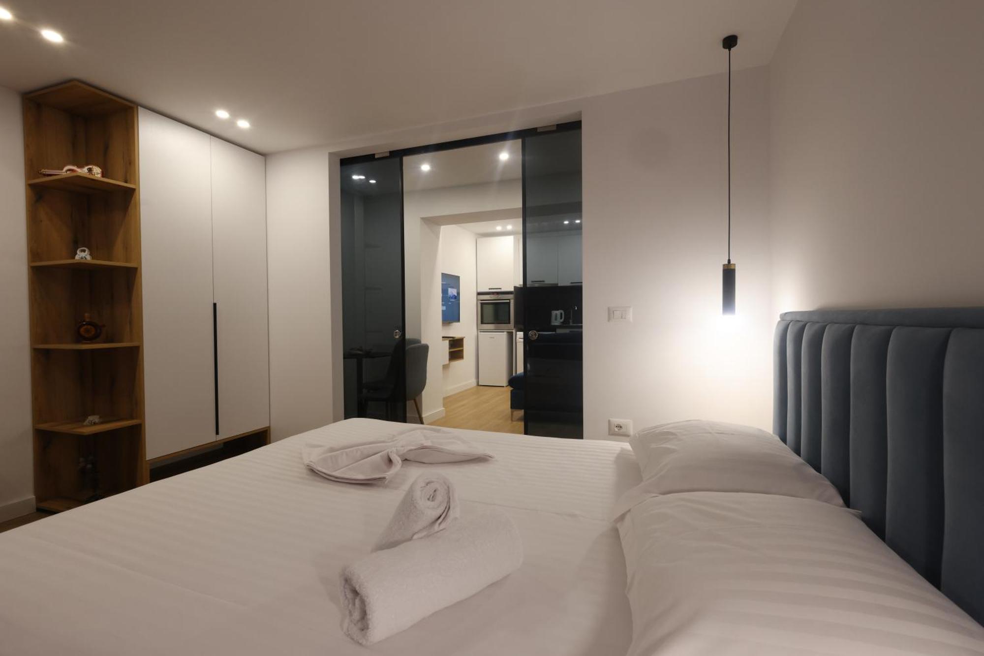 Come&Recome Tirana Apartments Exterior photo